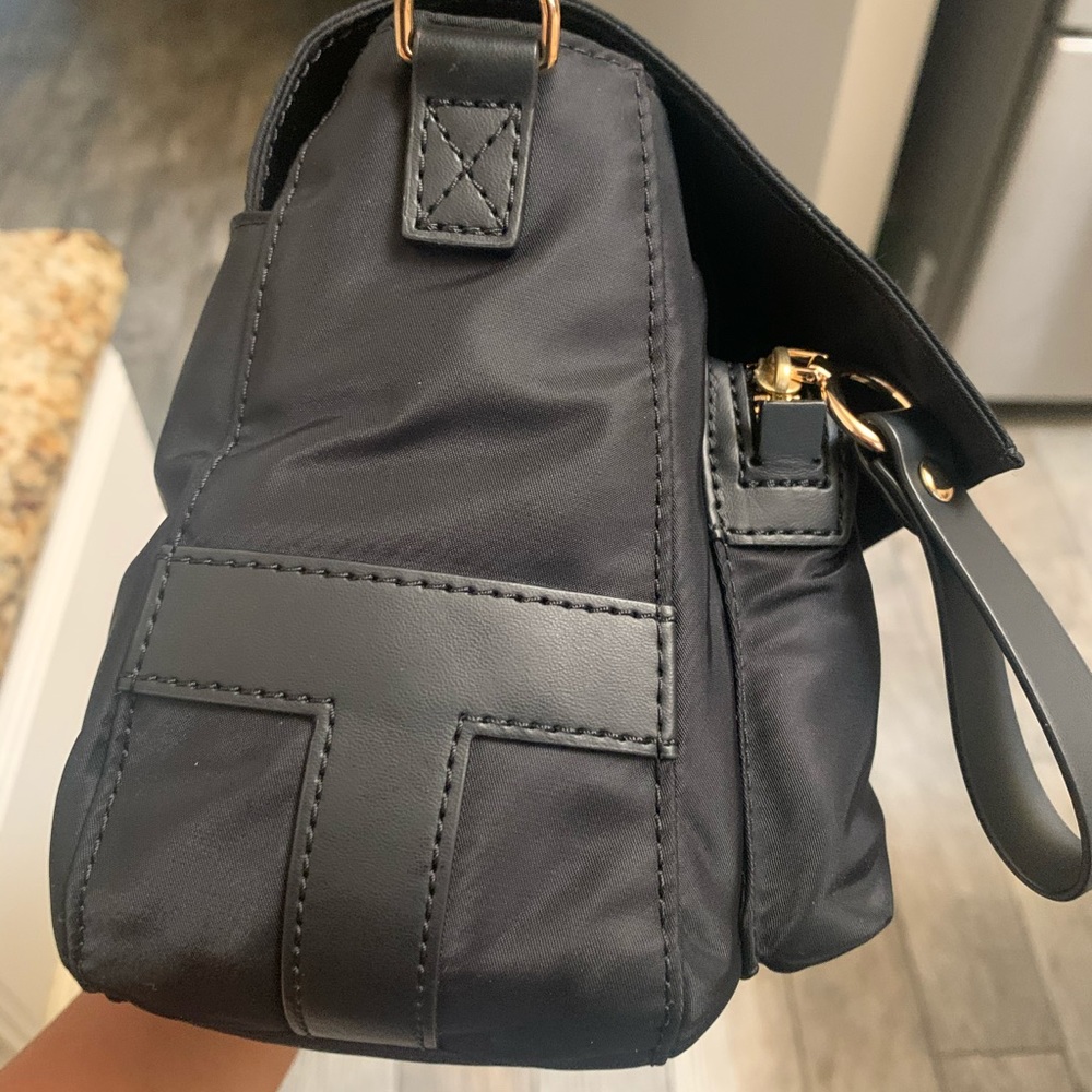 Last one 🖤New Tory Burch crossbody nylon 🖤 - Picture 8 of 15